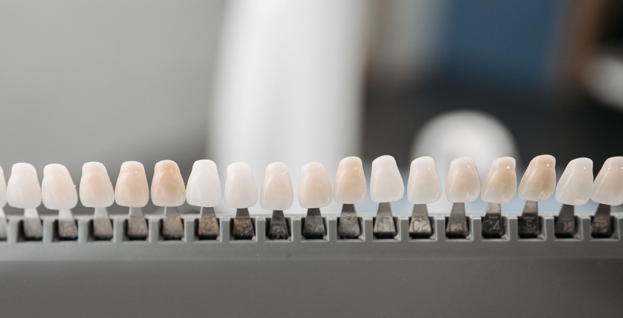 Veneers vs. Crowns